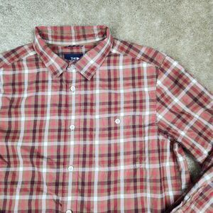 The North Face Plaid Button Shirt Men’s Medium Red Black Hiking Outdoor A862